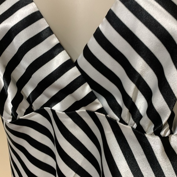 H&M satin top - Picture 2 of 11